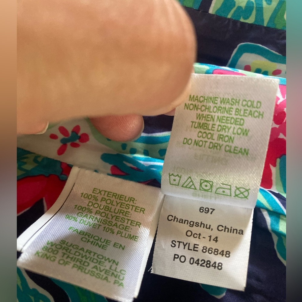 Lilly Pulitzer puffer vest OBO - Picture 6 of 10